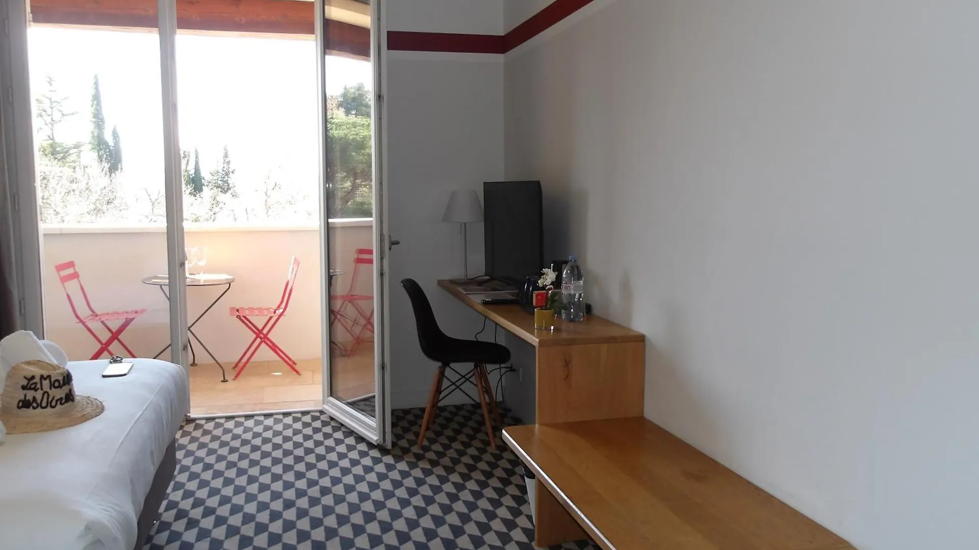 La Maison Des Ocres Hotel Roussillon  Roussillon (Vaucluse)